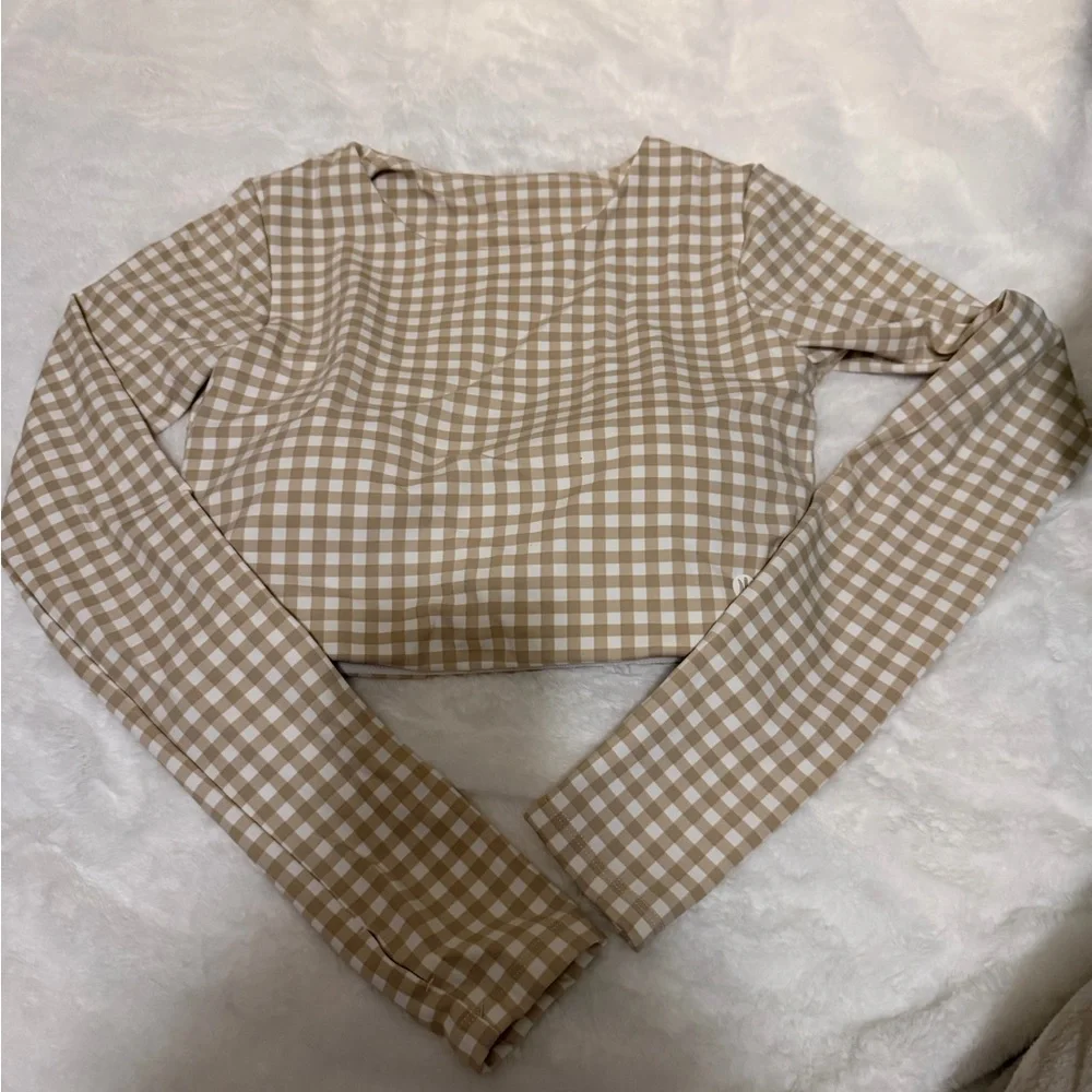 Astoria LUXE BALANCE Staple Sleeved Crop - Beige Gingham - Picture 5 of 7